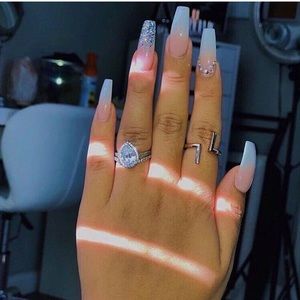 Meet your Posher, Maryam